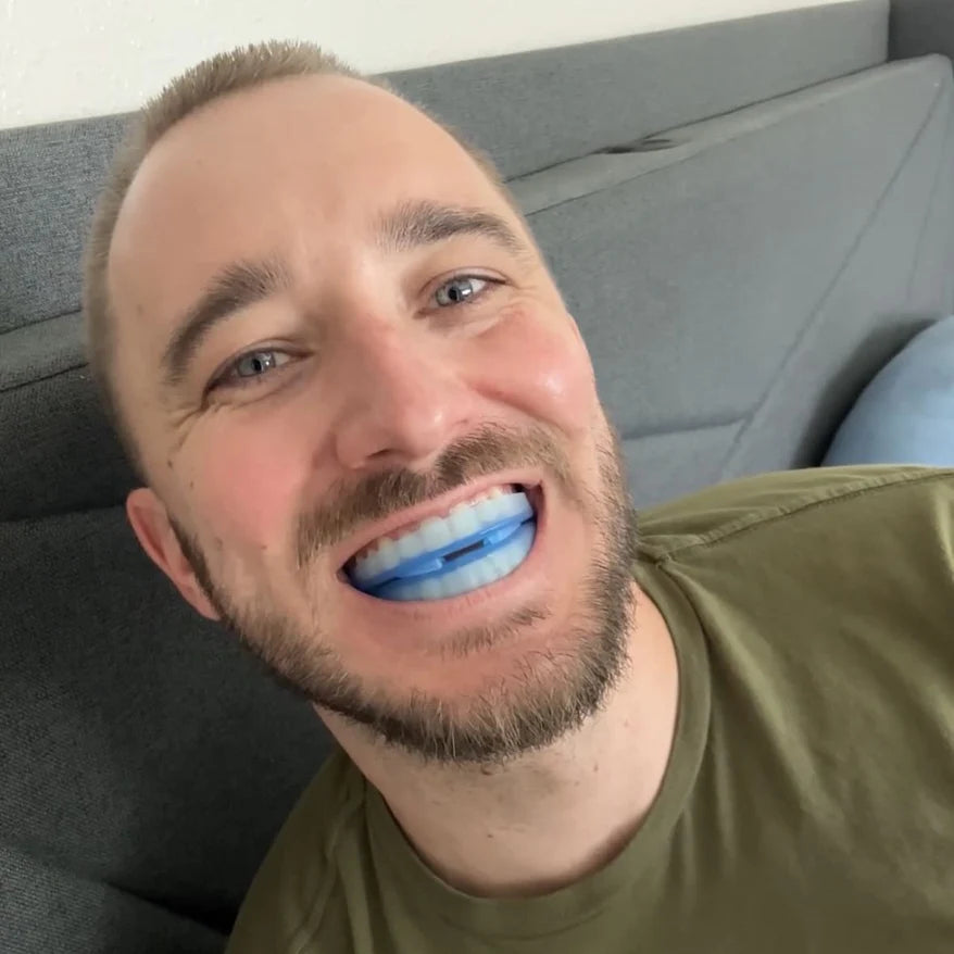 DAWZE NightHush™ – Comfort-Fit Anti-Snoring Mouthpiece